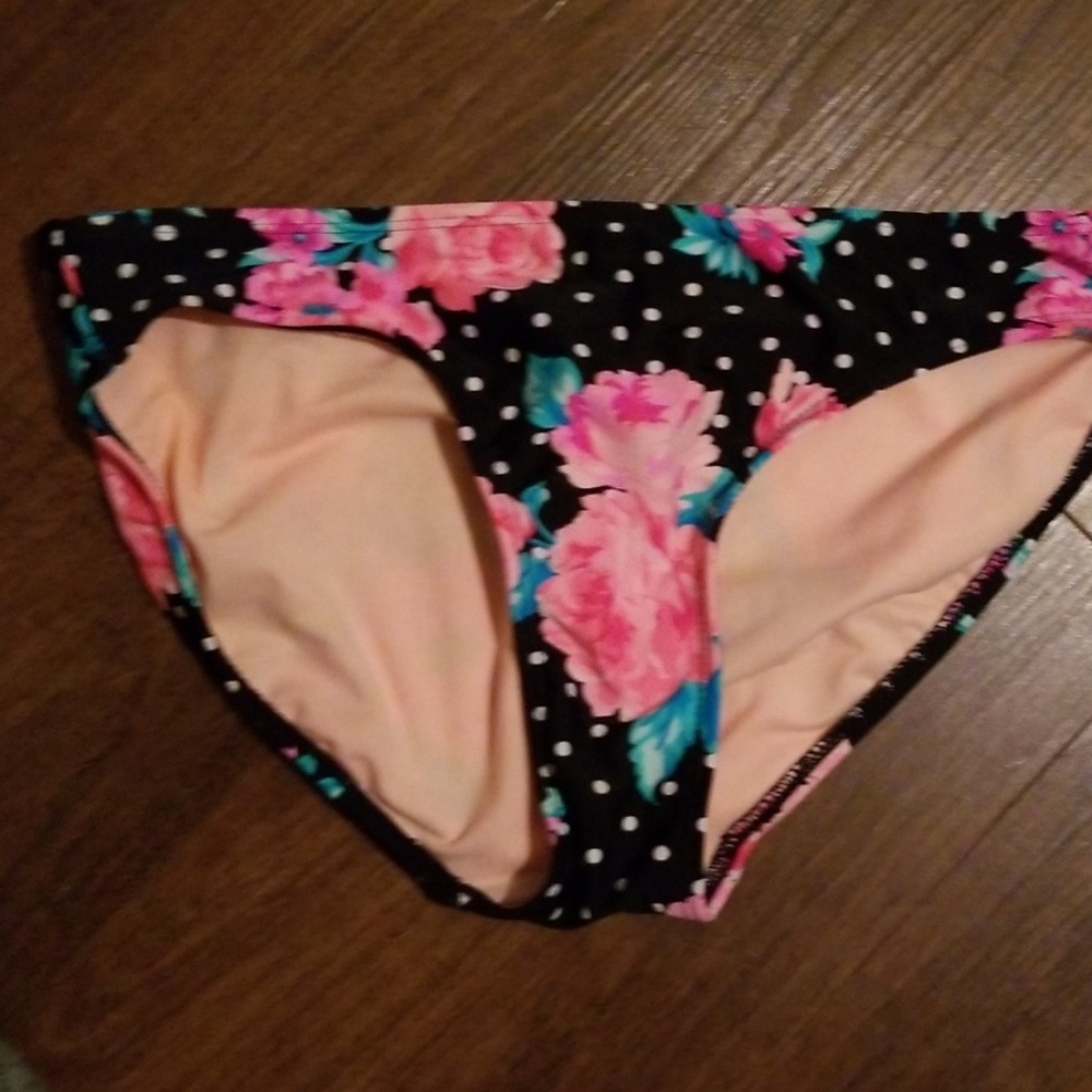 Floral bathing suit bottoms